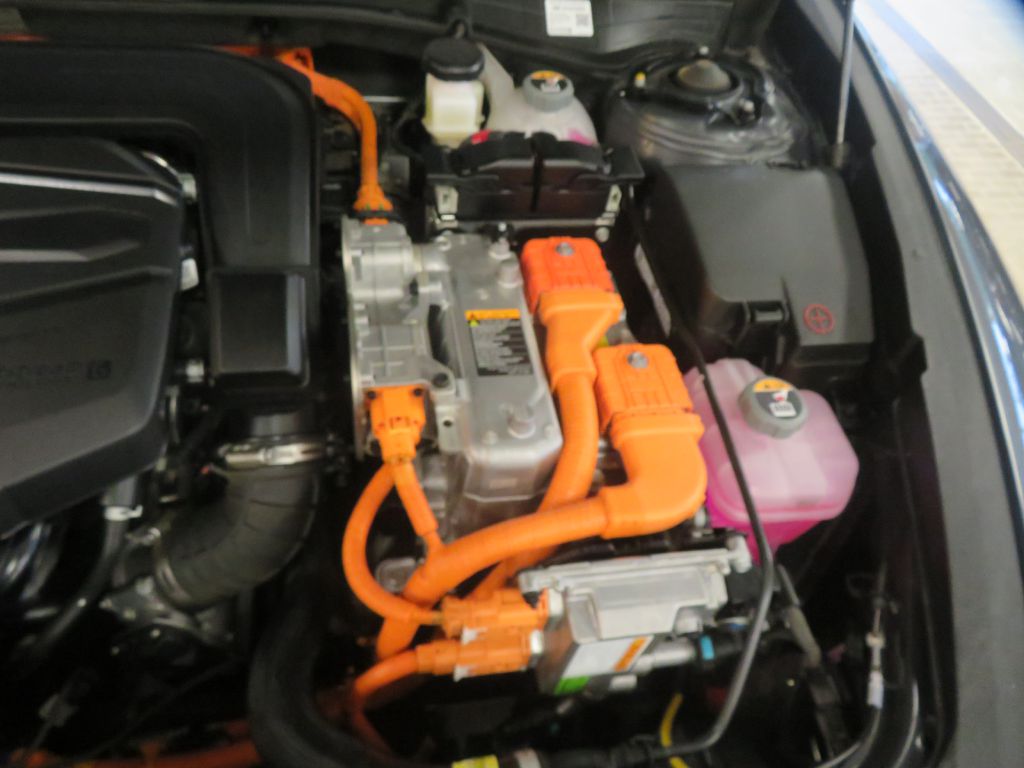 Photo 44 of this HYUNDAI SONATA