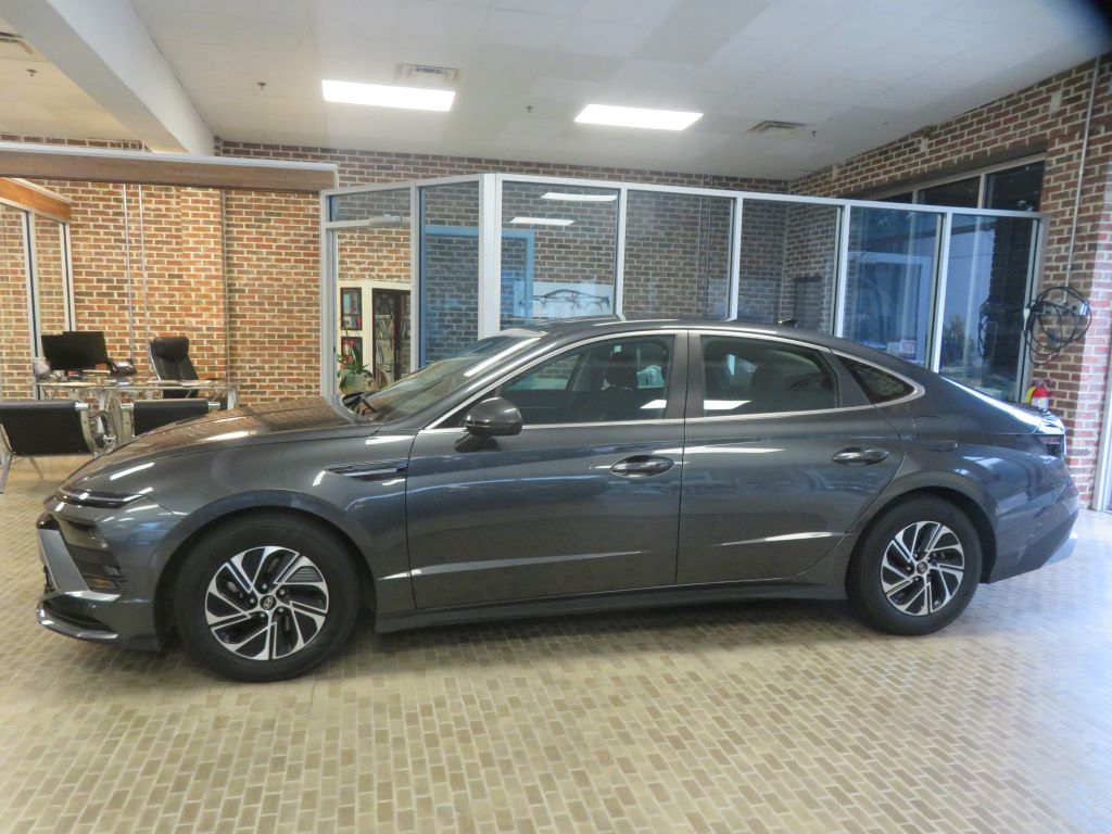 Photo 60 of this HYUNDAI SONATA