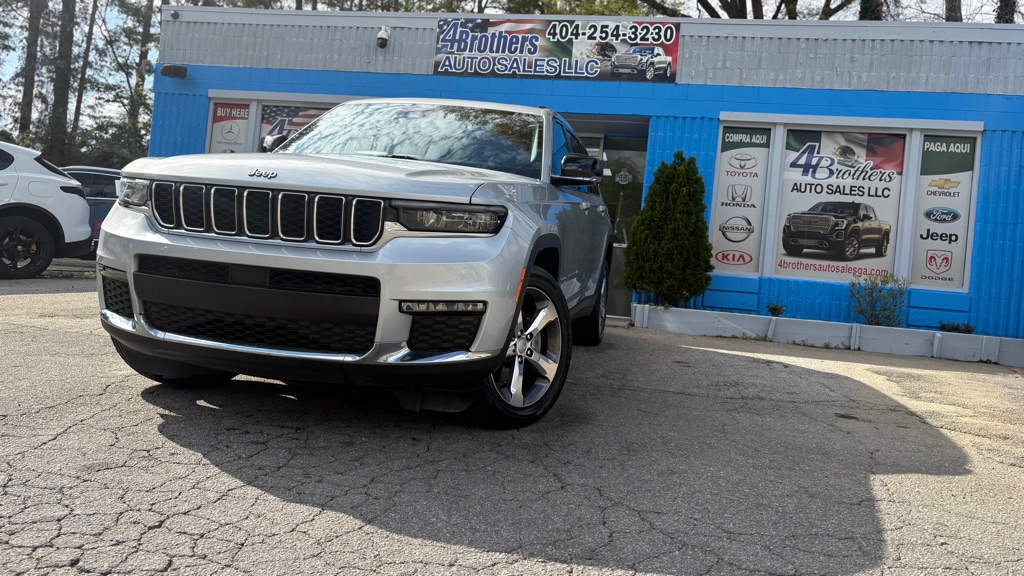 Gray 2021 Jeep Grand Cherokee L Limited RWD SUV / Crossover 4X2 Automatic