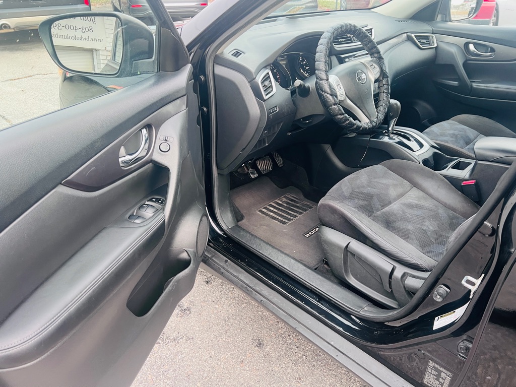 Photo 9 of this NISSAN ROGUE