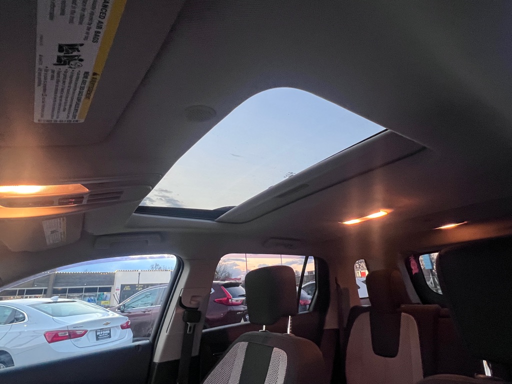 Photo 20 of this GMC TERRAIN
