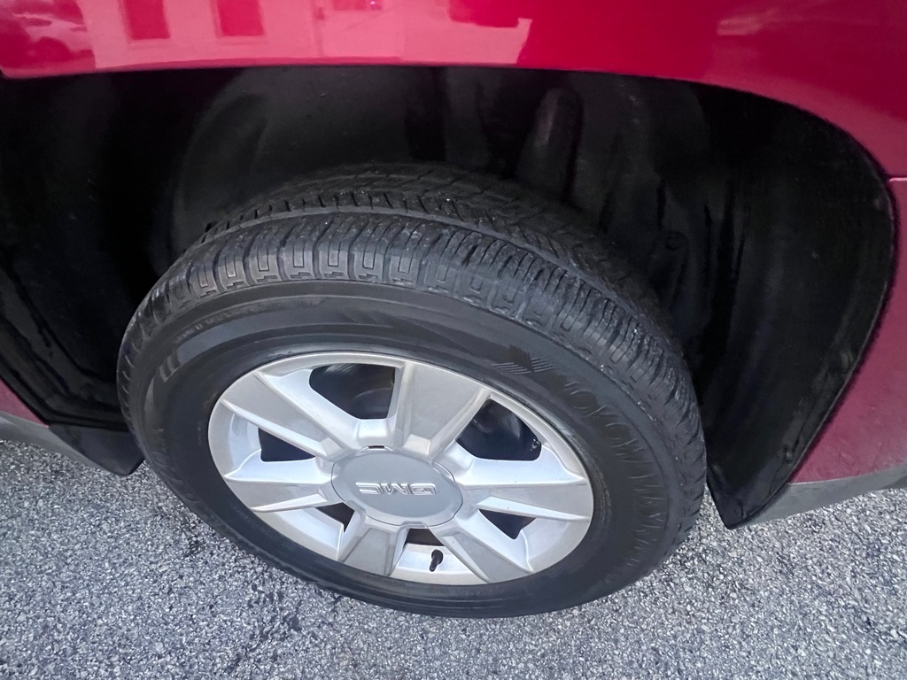 Photo 22 of this GMC TERRAIN