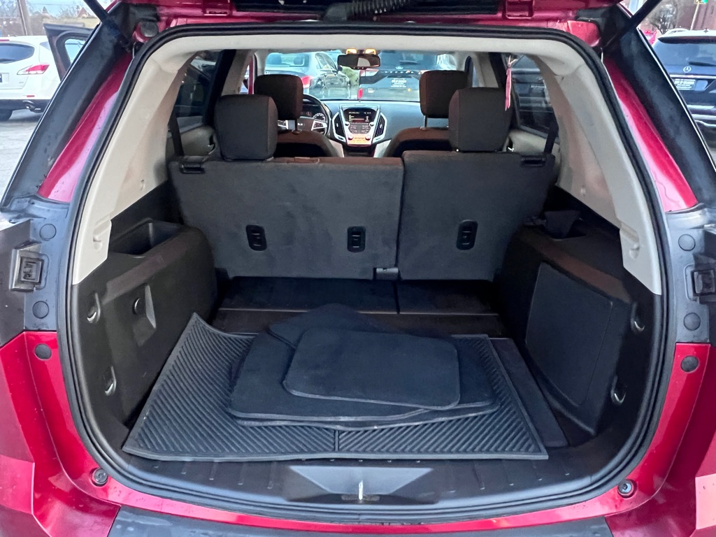 Photo 12 of this GMC TERRAIN