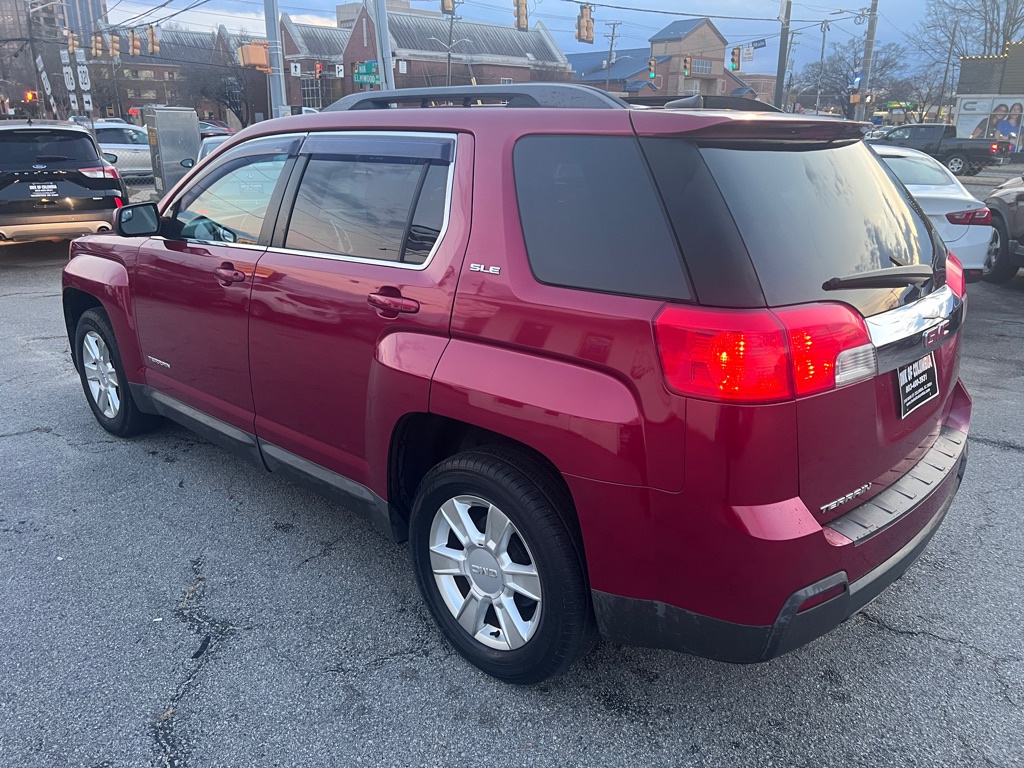 Photo 7 of this GMC TERRAIN