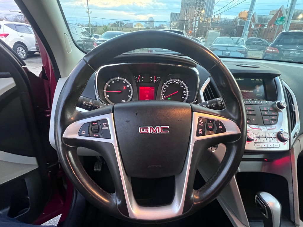 Photo 19 of this GMC TERRAIN