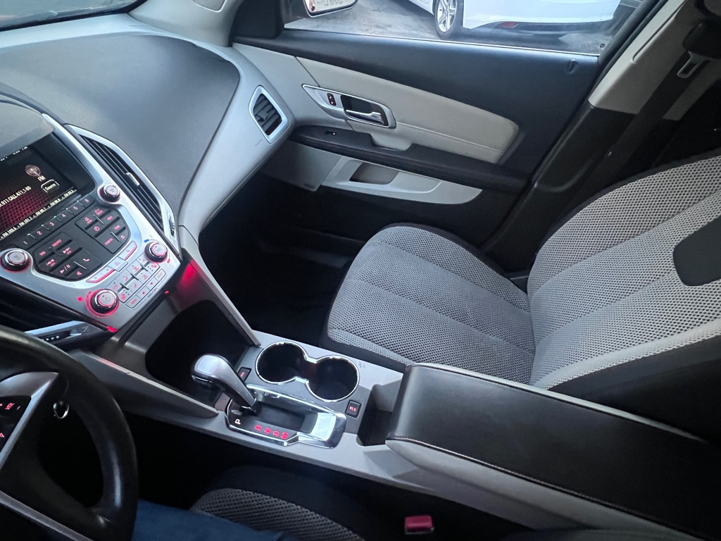 Photo 18 of this GMC TERRAIN