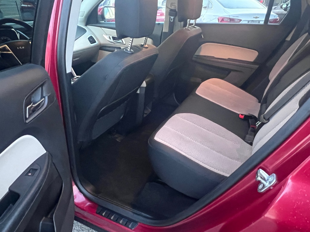 Photo 10 of this GMC TERRAIN