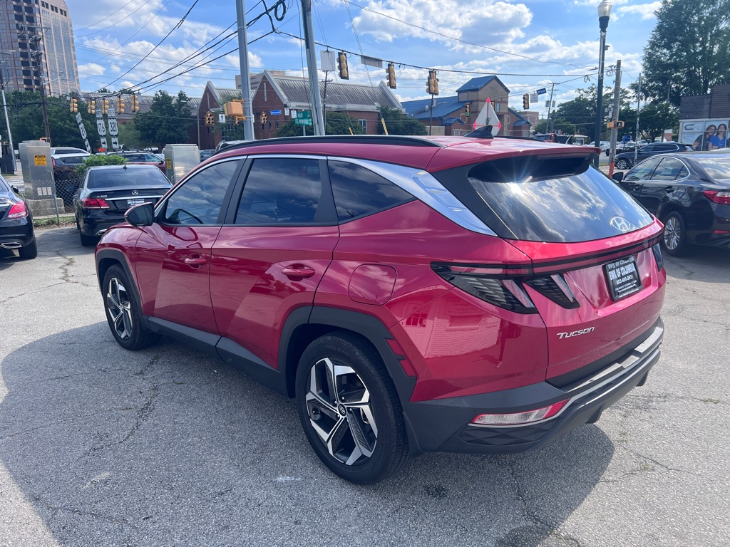 Photo 7 of this HYUNDAI TUCSON
