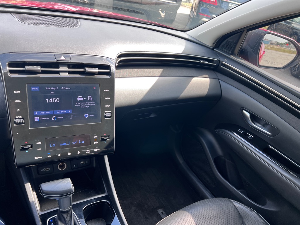 Photo 18 of this HYUNDAI TUCSON
