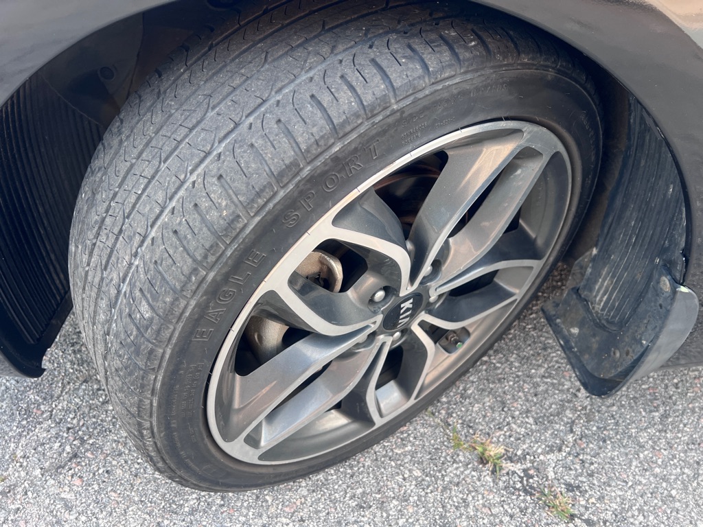 Photo 15 of this KIA FORTE5