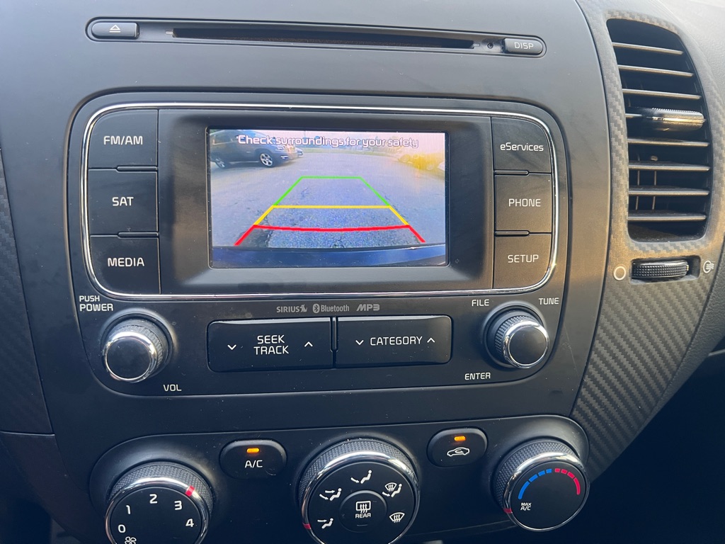 Photo 12 of this KIA FORTE5