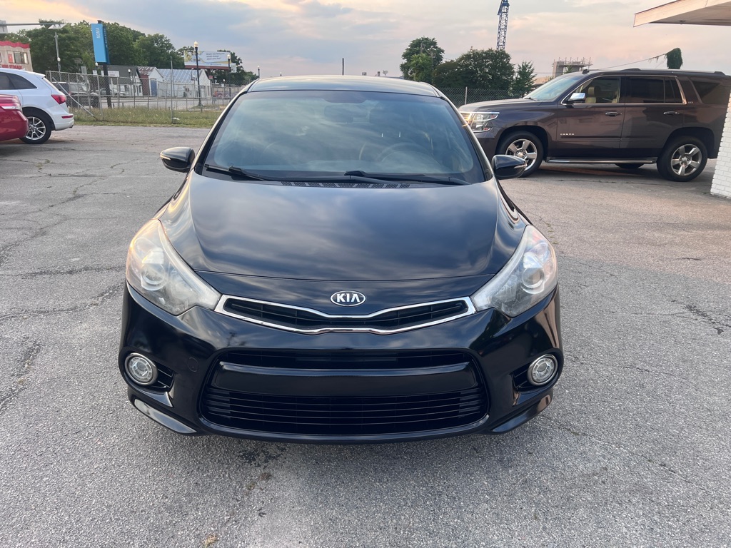 Photo 2 of this KIA FORTE5
