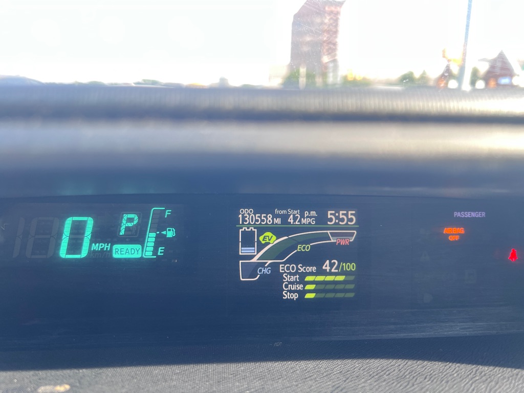 Photo 13 of this TOYOTA PRIUS C