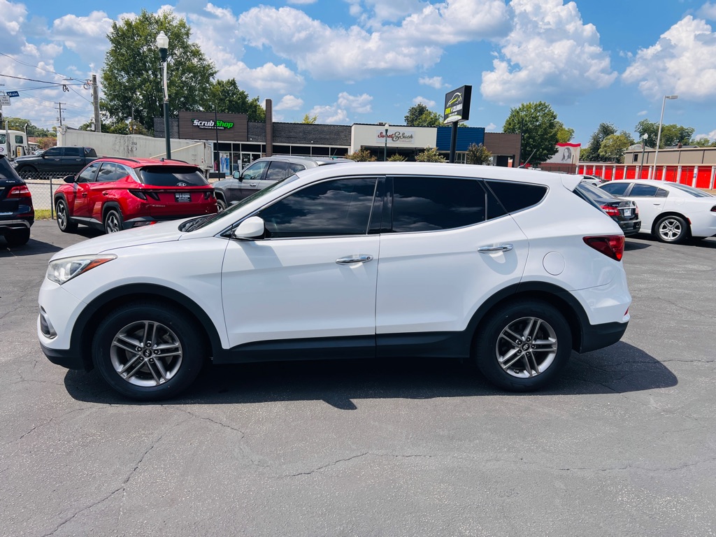 Photo 8 of this HYUNDAI SANTA FE SPORT