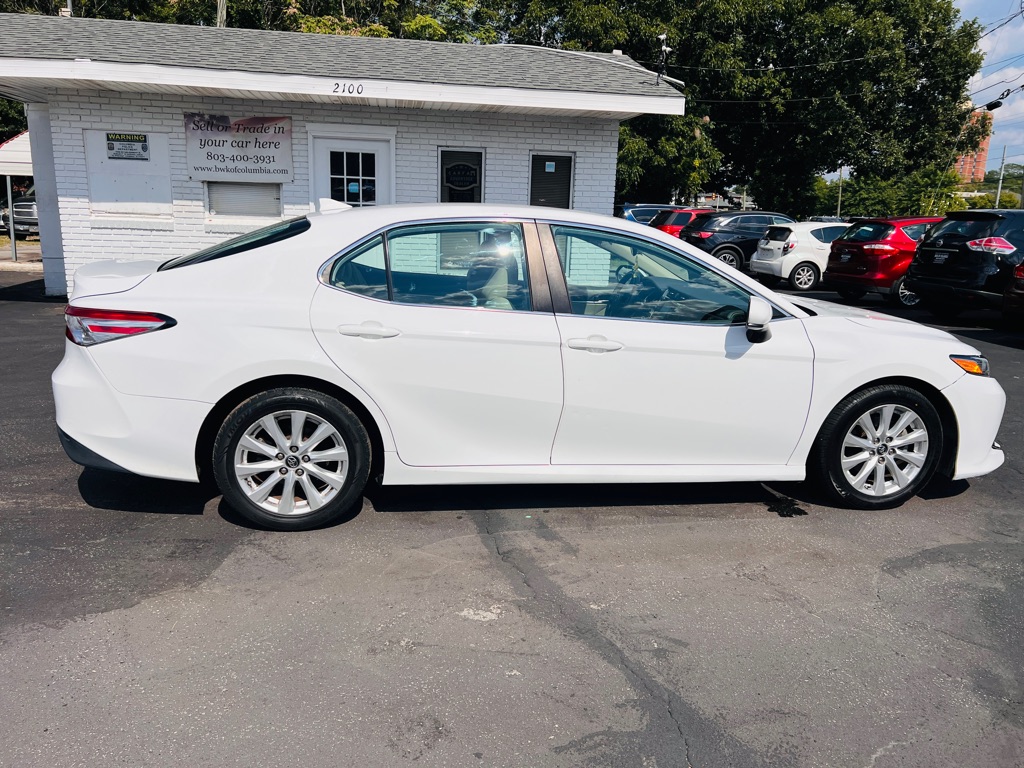 Photo 4 of this TOYOTA CAMRY