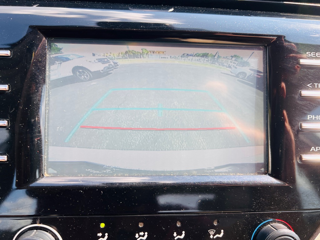 Photo 14 of this TOYOTA CAMRY