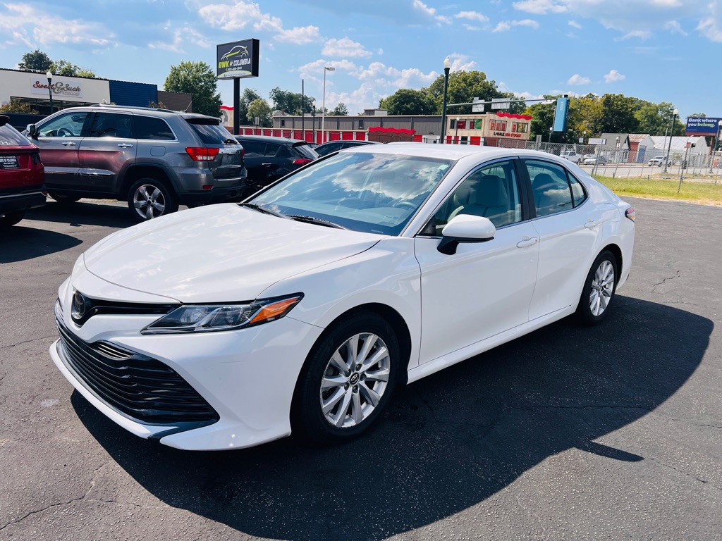 2019 TOYOTA CAMRY