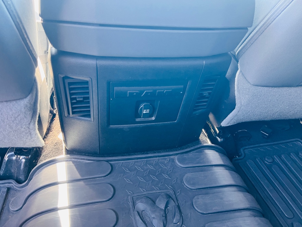 Photo 22 of this RAM 1500