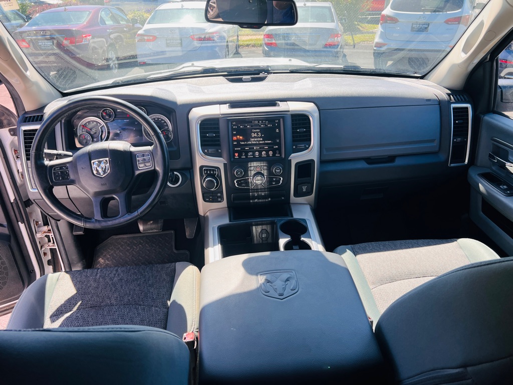 Photo 15 of this RAM 1500