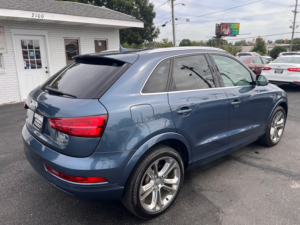 Photo 5 of this AUDI Q3