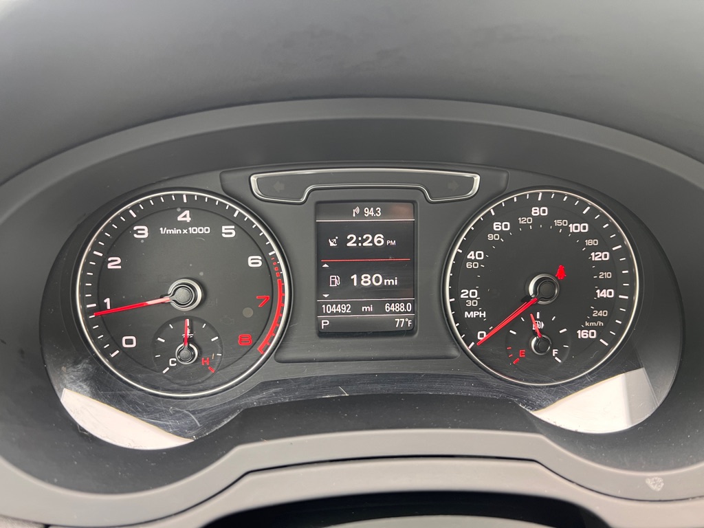 Photo 16 of this AUDI Q3