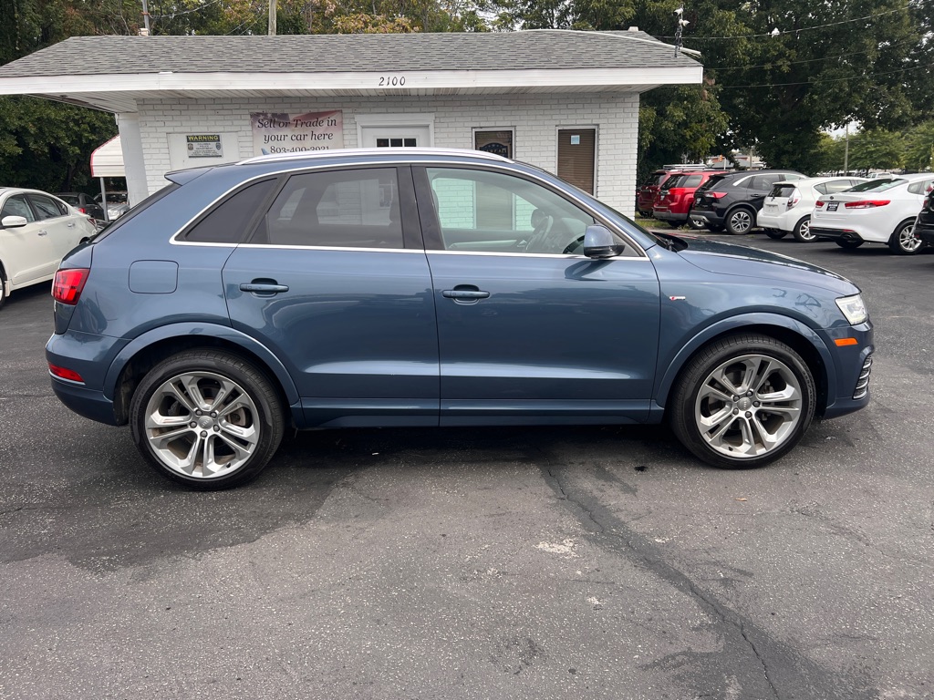 Photo 4 of this AUDI Q3