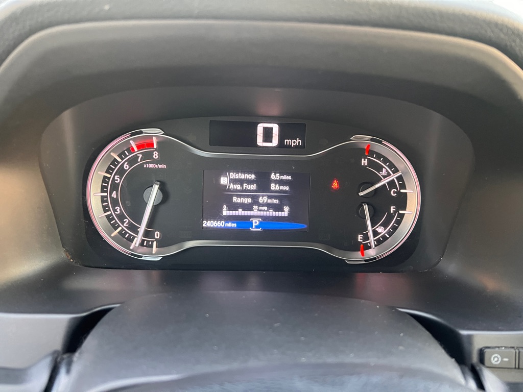 Photo 17 of this HONDA PILOT