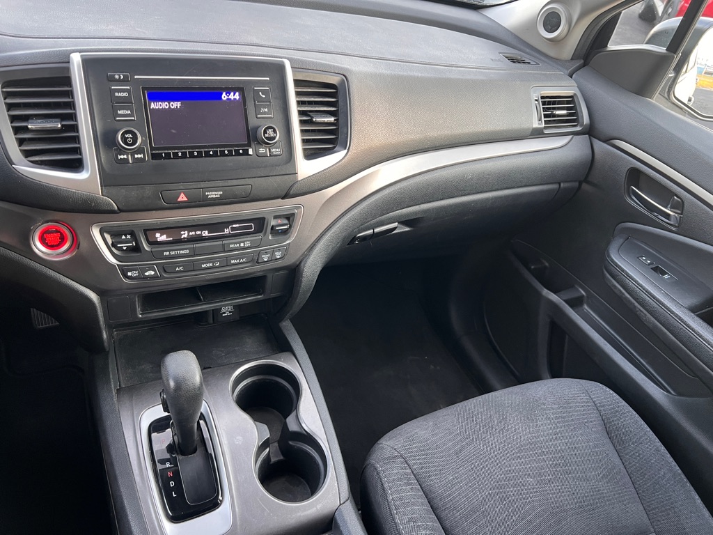 Photo 16 of this HONDA PILOT