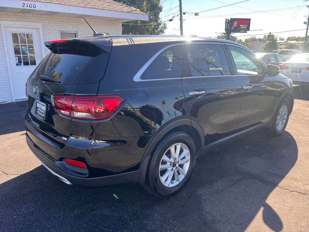 Photo 6 of this KIA SORENTO