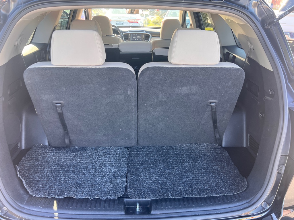 Photo 20 of this KIA SORENTO