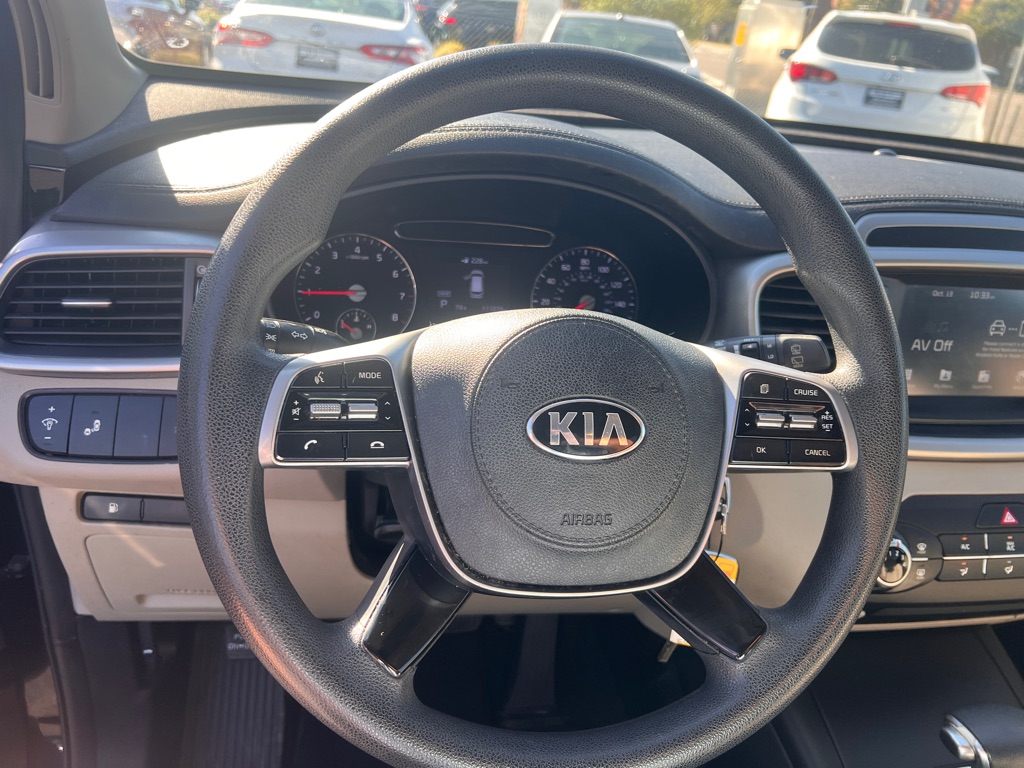Photo 18 of this KIA SORENTO