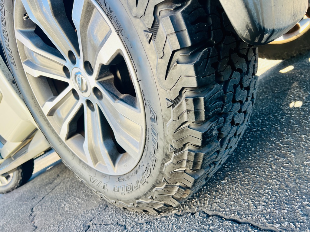 Photo 28 of this NISSAN ARMADA