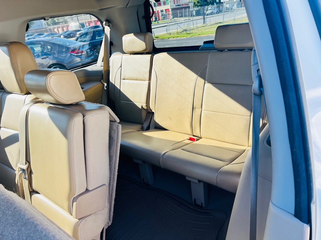 Photo 12 of this NISSAN ARMADA
