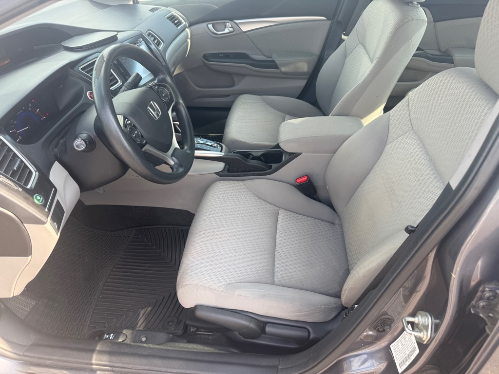 Photo 8 of this HONDA CIVIC