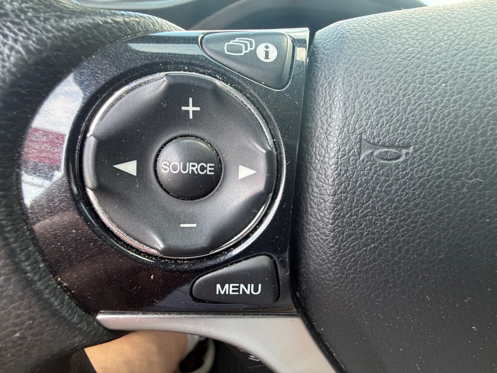 Photo 21 of this HONDA CIVIC