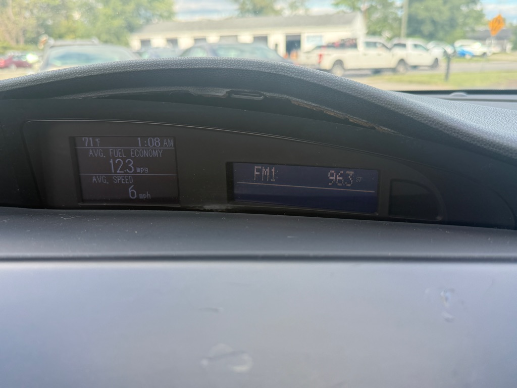 Photo 13 of this MAZDA 3