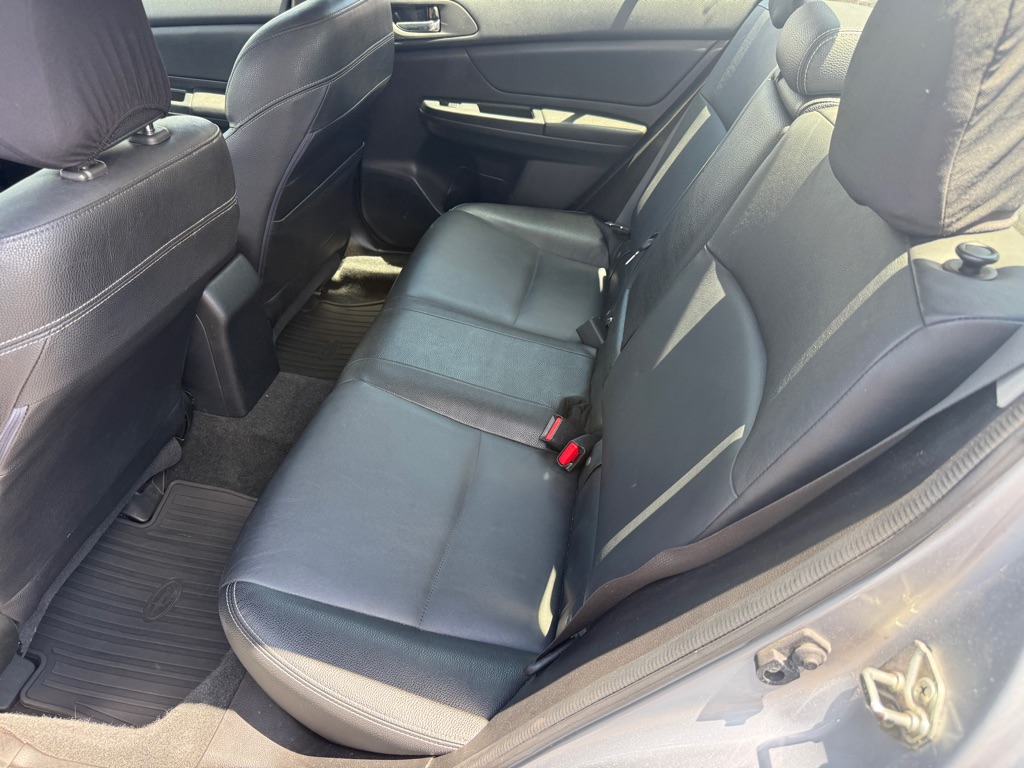 Photo 9 of this SUBARU IMPREZA