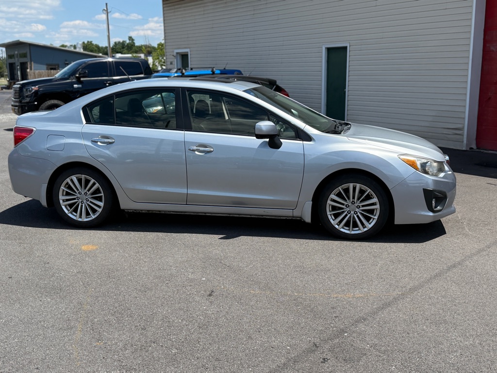 Photo 4 of this SUBARU IMPREZA