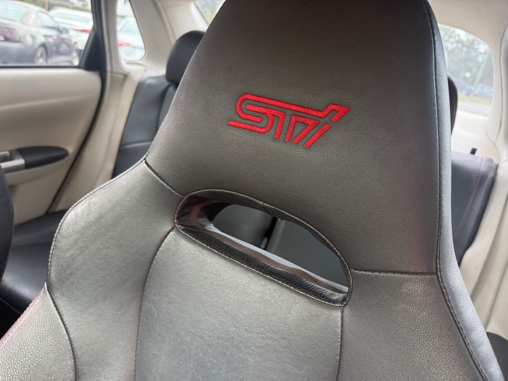 Photo 9 of this SUBARU IMPREZA