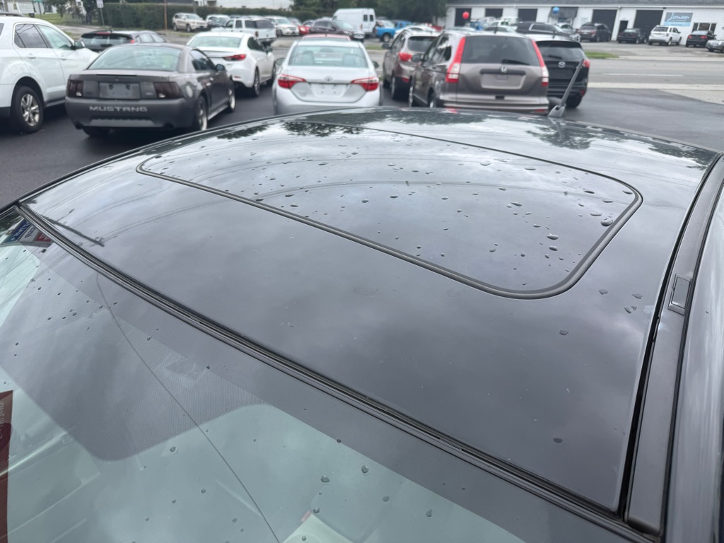 Photo 7 of this SUBARU IMPREZA