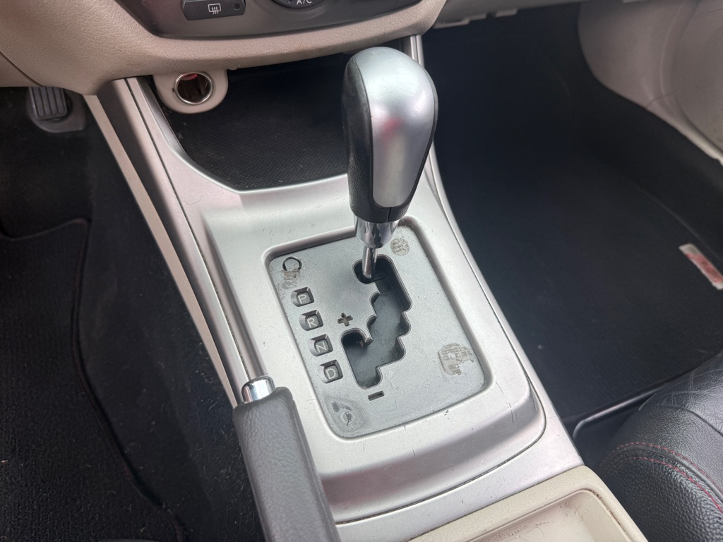 Photo 16 of this SUBARU IMPREZA