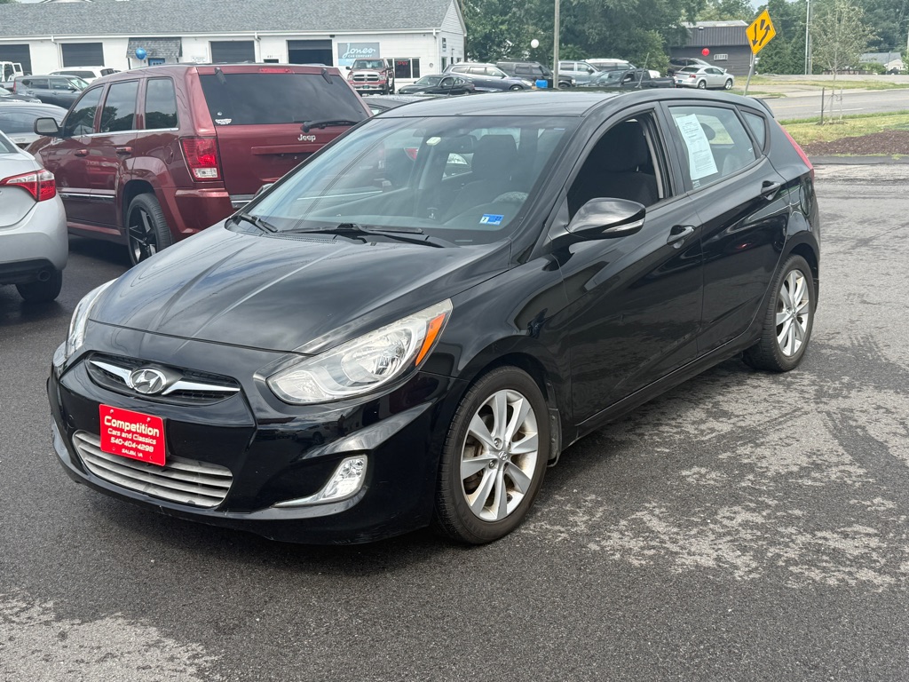 Black 2013 Hyundai Accent Hatchback Front-Wheel Drive Automatic