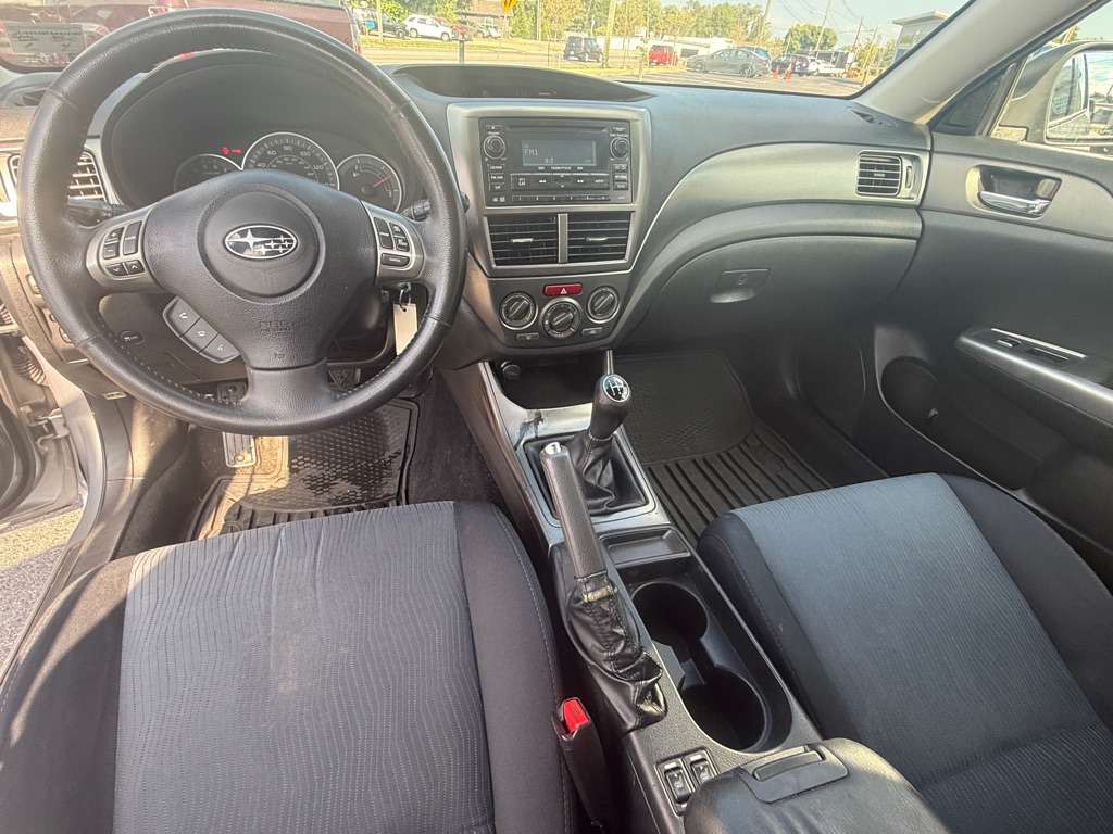 Photo 10 of this SUBARU IMPREZA