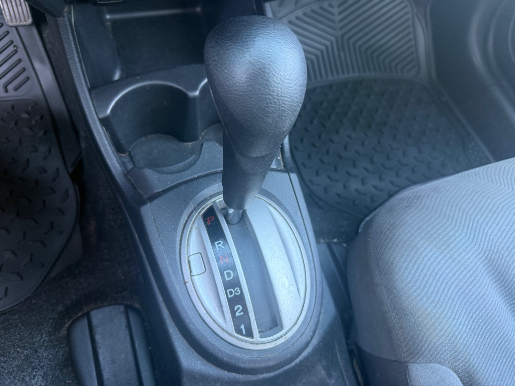 Photo 15 of this HONDA FIT