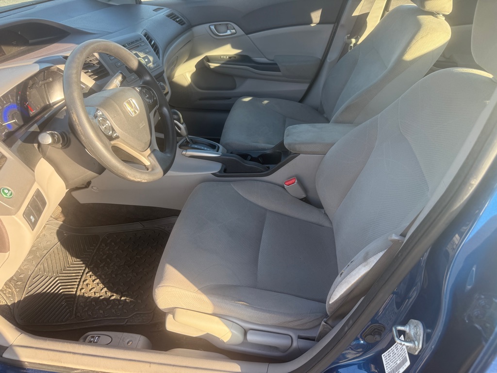 Photo 8 of this HONDA CIVIC