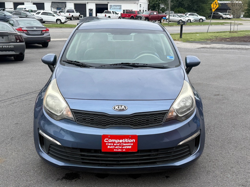 Photo 5 of this KIA RIO
