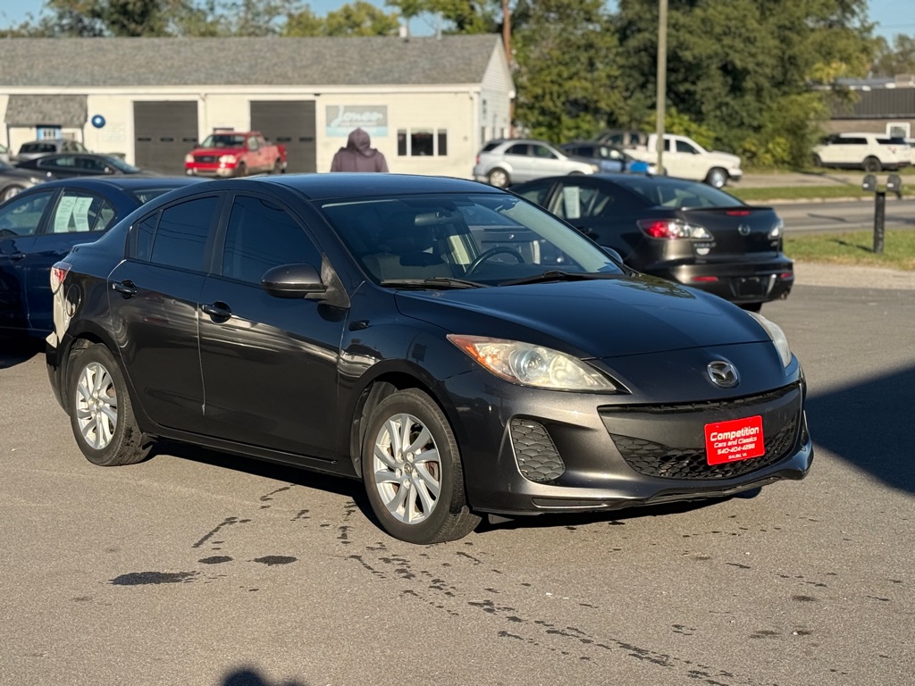 Photo 3 of this MAZDA 3
