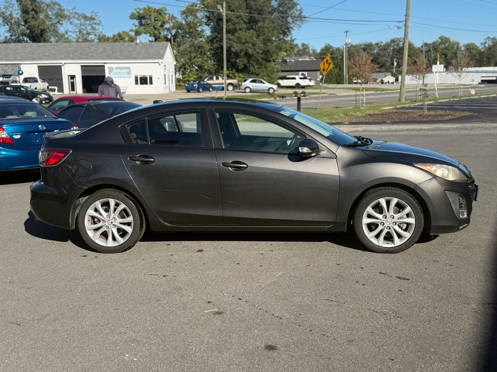 Photo 4 of this MAZDA 3