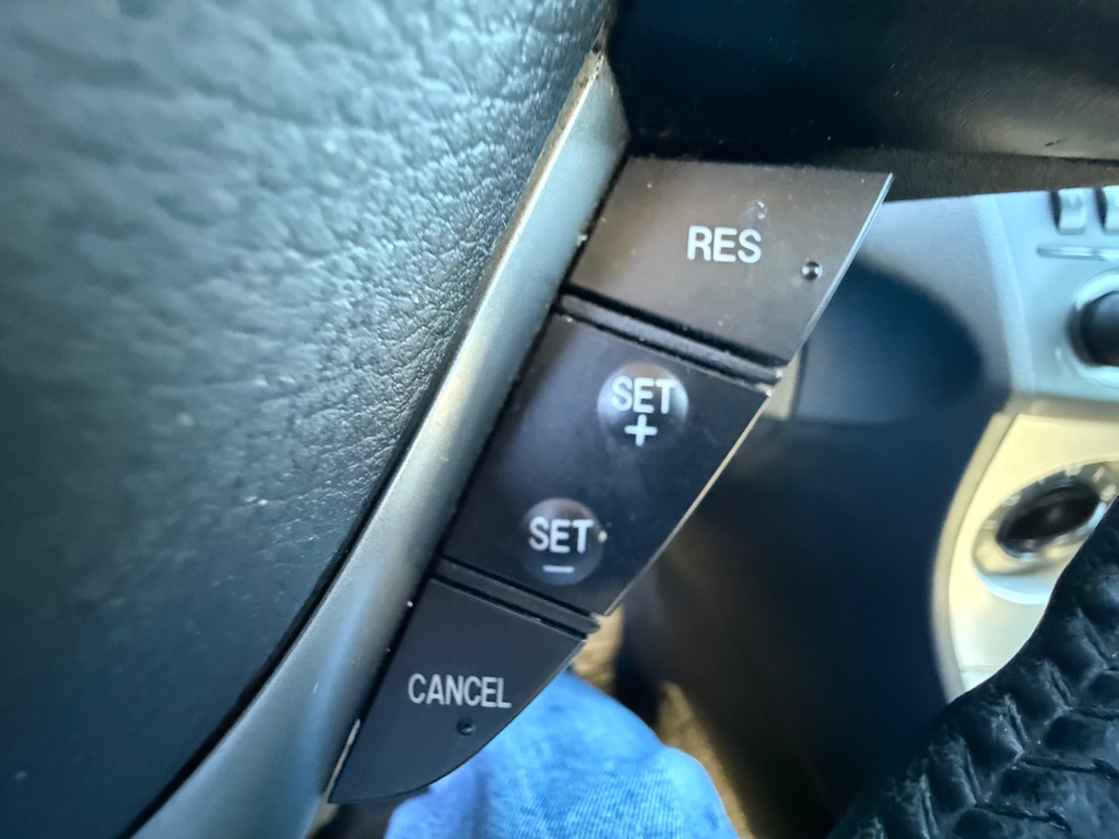 Photo 20 of this MAZDA 3