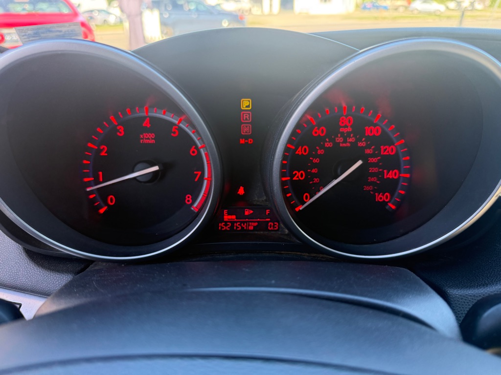 Photo 11 of this MAZDA 3